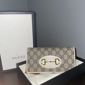 Gucci Horsebit chain wallet!